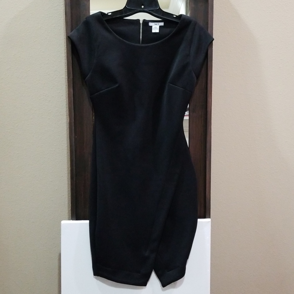 Black dress brand Bar III
